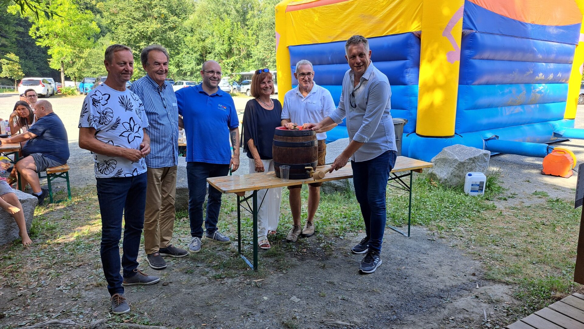 Bieranstich Bezirks-Grillfest